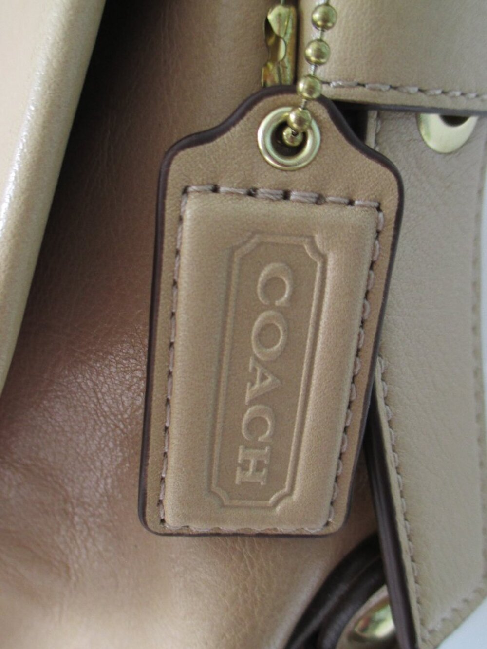 Coach leather shoulder bag - Picture 4 of 8